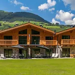 Pinzgau 1b Chalet