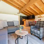 Pinzgau 1b Chalet *
